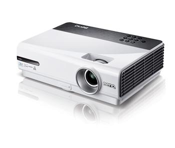 BenQ W600+