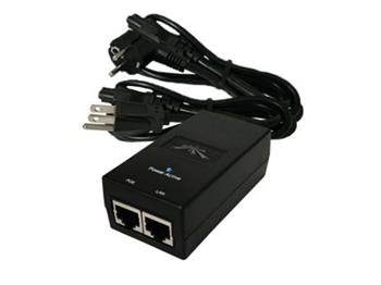 UBNT POE-15, PoE adapter 15V/0,8A (12W), včetně napájecího kabelu